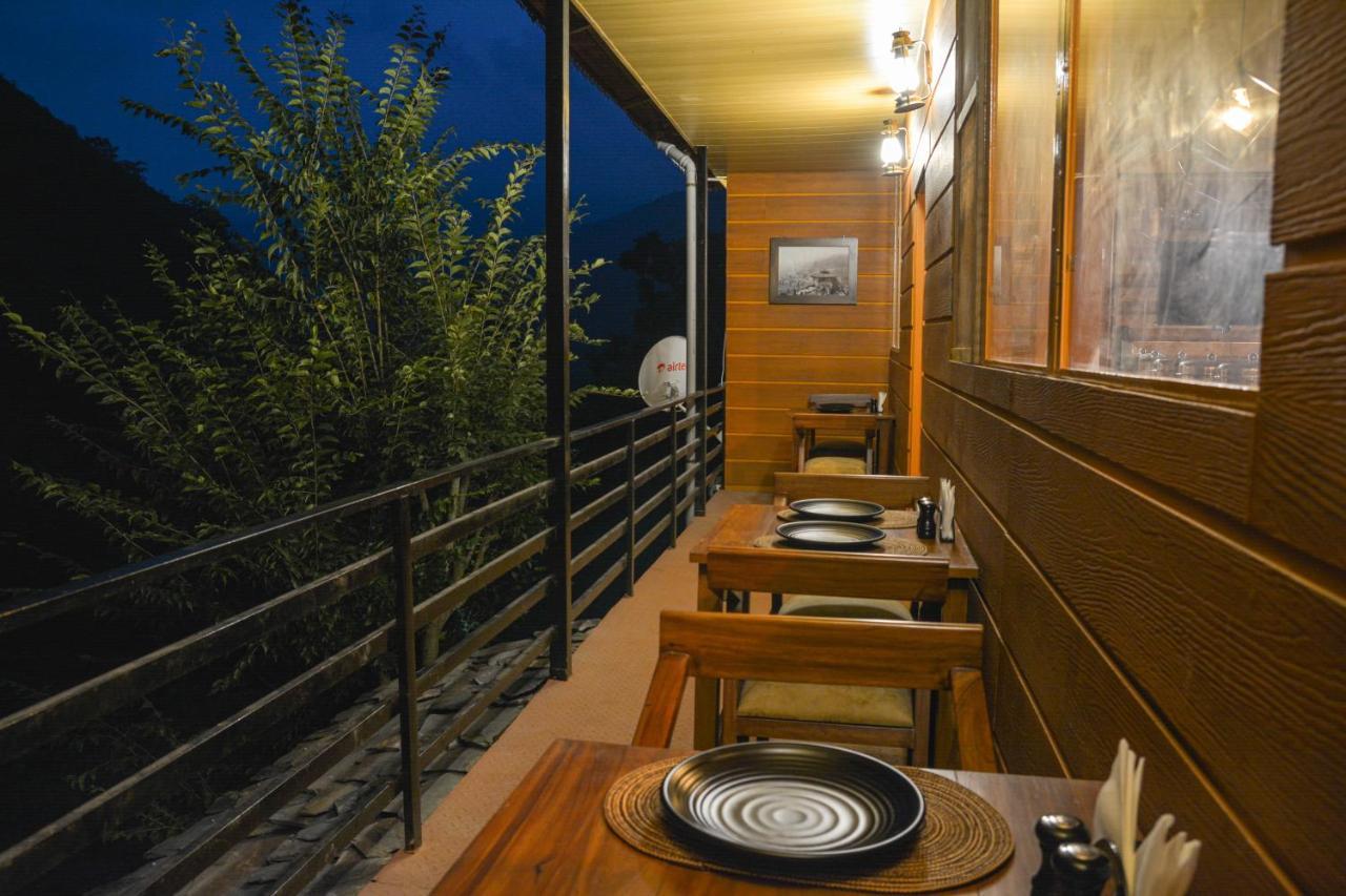 Tiger Fall Eco Resort Chakrāta Dış mekan fotoğraf